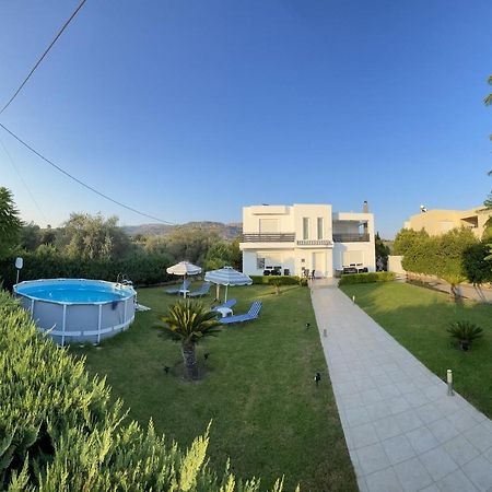 Villa Epavlis Haraki Exteriör bild