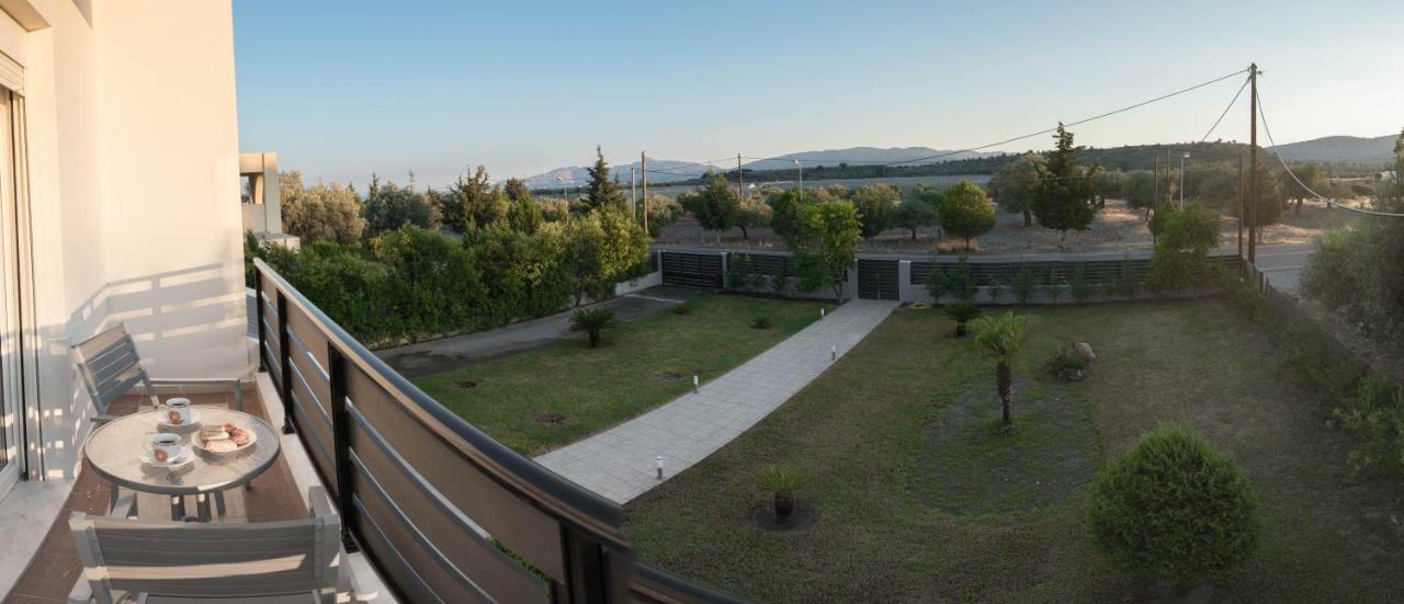 Villa Epavlis Haraki Exteriör bild